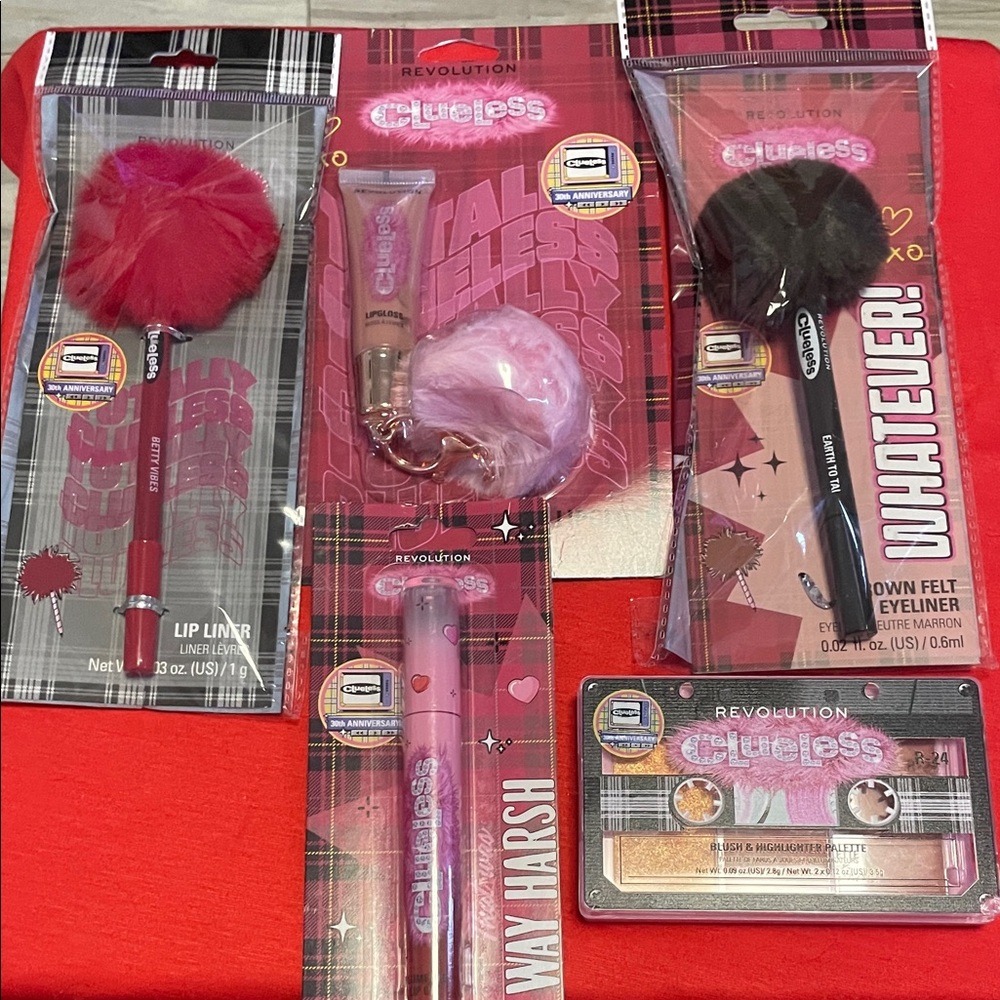NEW Revolution Clueless Makeup Collection Set
